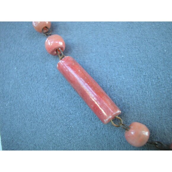 Vintage Coral Beaded Necklace With Cylindrical & Round Beads - Picture 3 of 3